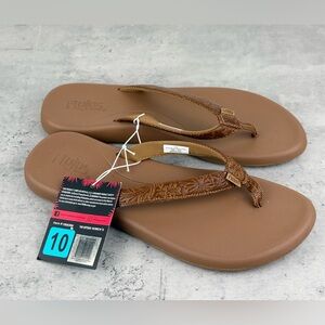 flojos flip flops women Size 10 New brown floral pattern Hawaiian
